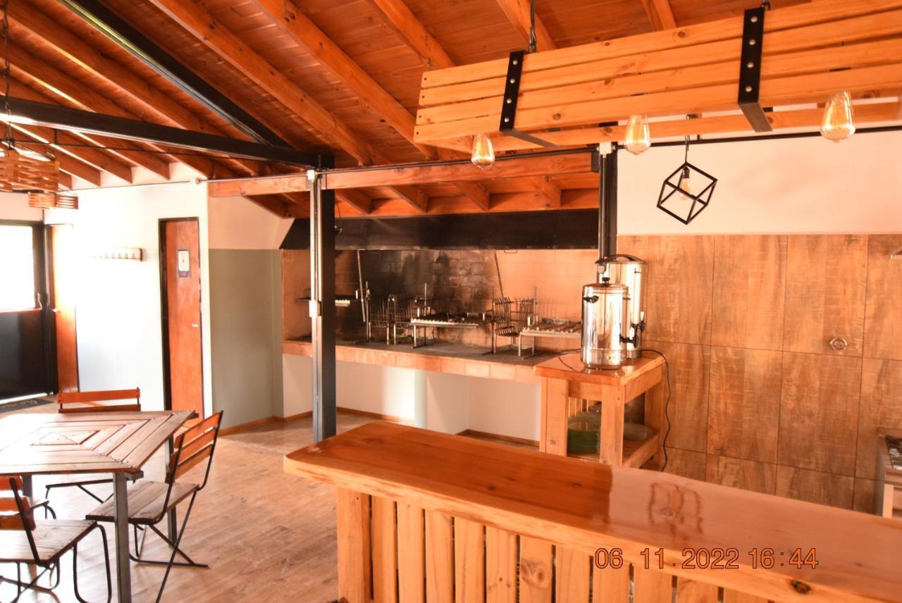 Hosteria Las Cachi Alojamiento Esquel Extérieur photo