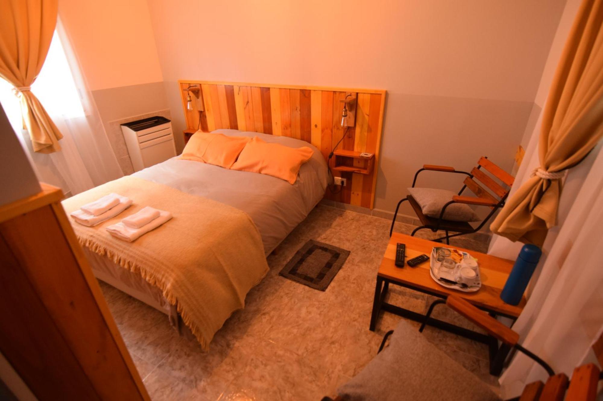 Hosteria Las Cachi Alojamiento Esquel Extérieur photo