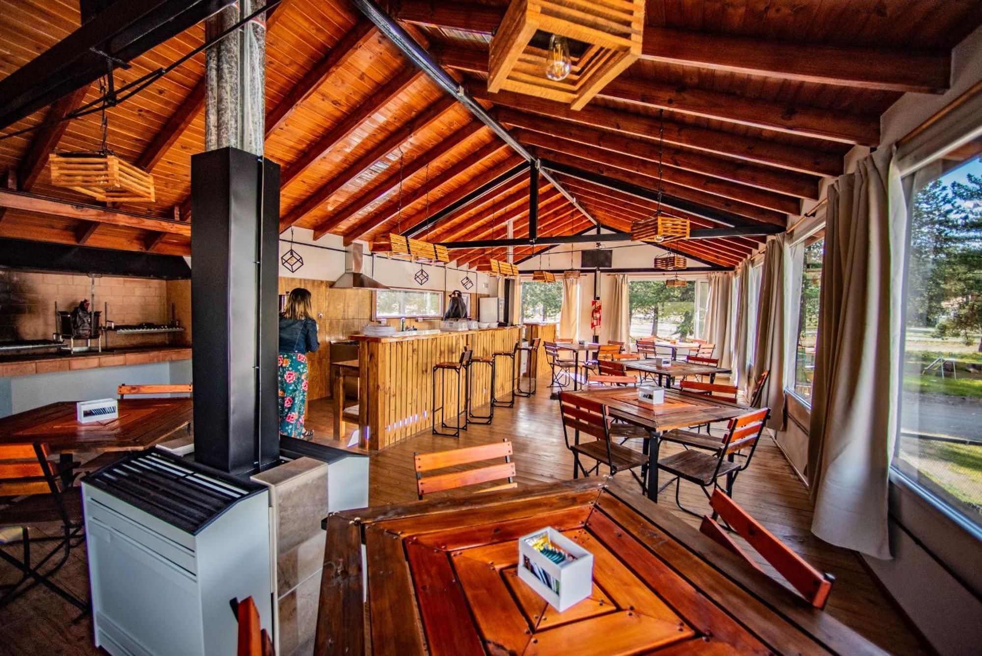 Hosteria Las Cachi Alojamiento Esquel Extérieur photo